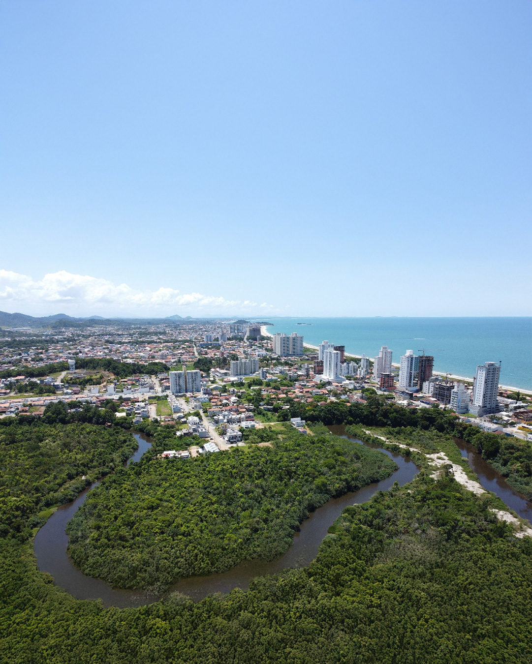 Ampliação do saneamento básico em Balneário Piçarras: fortalecendo a preservação dos Mananciais